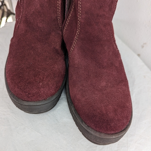 Earth Origins Tate Merlot Suede Ankle Boots women's size 8 - Picture 3 of 5